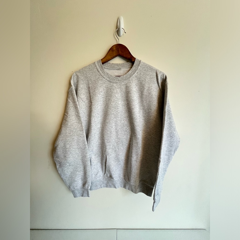 Athletic Gray Crewneck Sweater, Unisex Adult Medium, Aged Heavy Blend